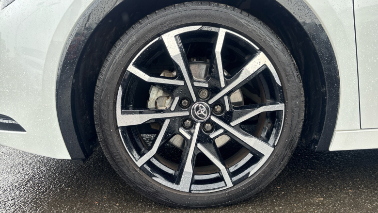 Toyota Prius 2.0 PHEV Excel 5dr CVT Hatchback